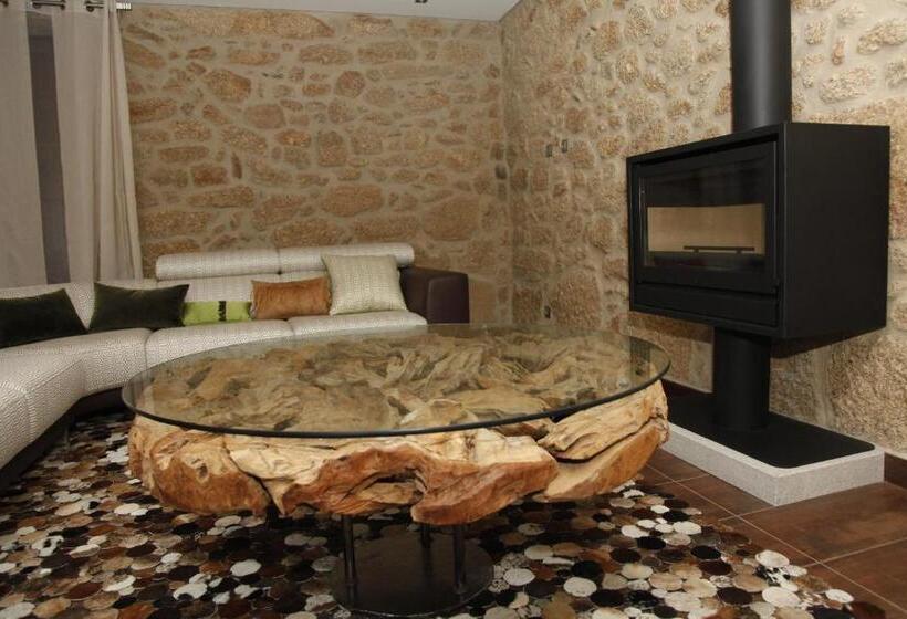 Люкс, Casas Do Regato