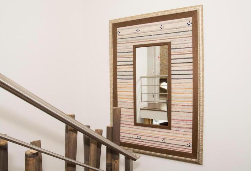 Дом 4 Спальни, Casas Do Regato