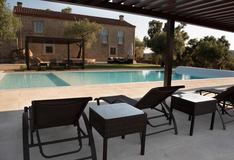 스위트 킹사이즈 침대, Casas Do Regato
