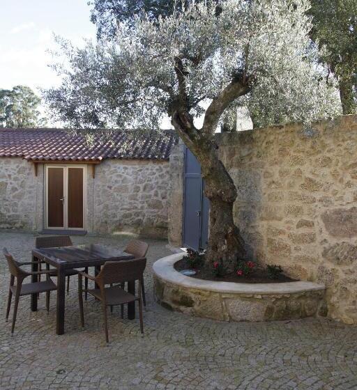 Дом 4 Спальни, Casas Do Regato