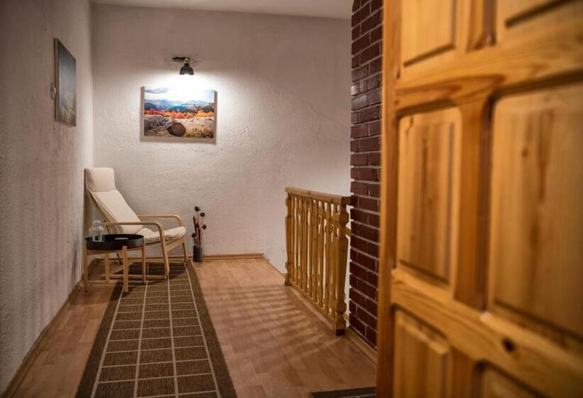 اتاق استاندارد سه نفره, Guest House Rossy