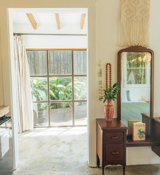 اتاق لوکس, Finca Victoria
