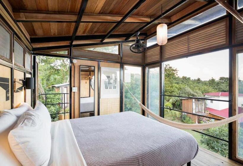 اتاق لوکس با بالکن و چشمانداز دریا, Finca Victoria