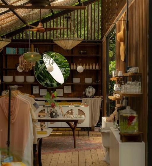 ویلای یک اتاق خوابه با استخر شنا, Finca Victoria