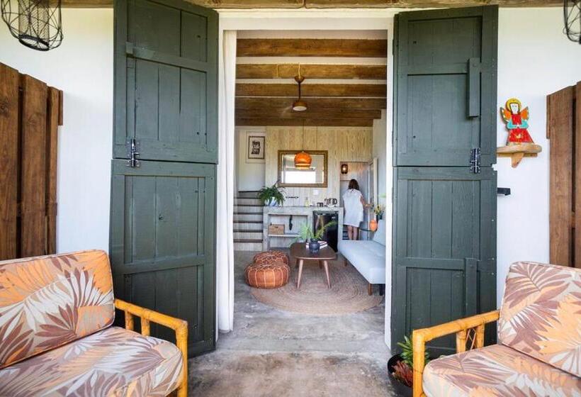 ویلای یک اتاق خوابه با استخر شنا, Finca Victoria