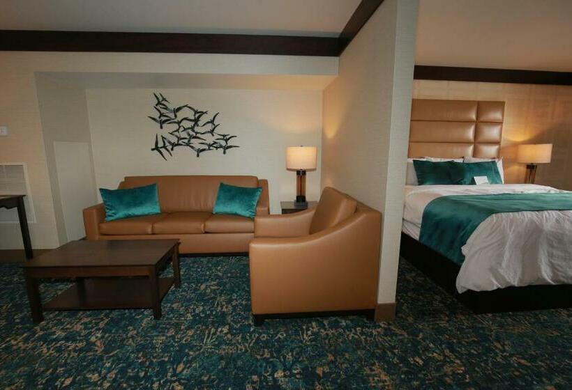 جناح جونيور ديلوكس, Ute Mountain Casino