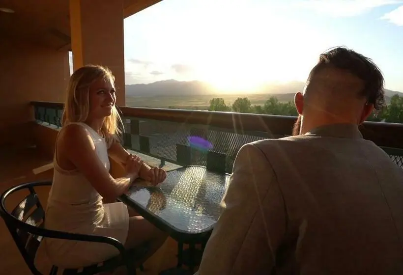 バルコニー付きスタンダードルーム, Ute Mountain Casino