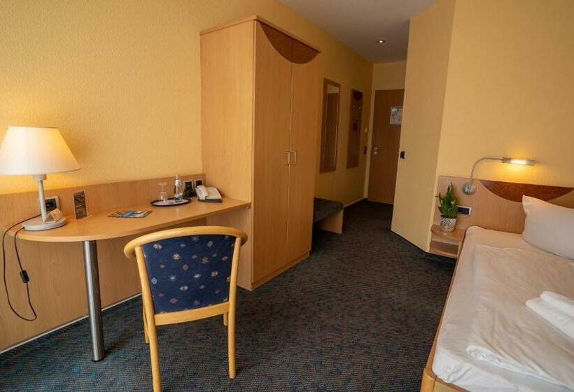 غرفة قياسية فردية, Warias Hotel & Restaurant