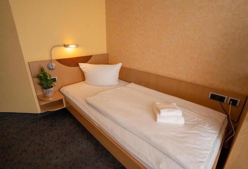 غرفة قياسية فردية, Warias Hotel & Restaurant