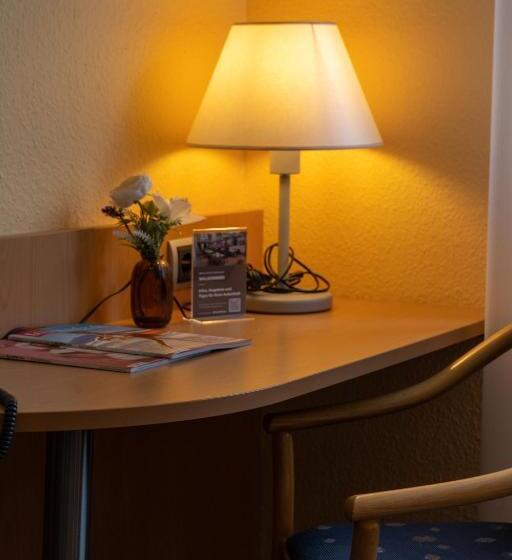 غرفة قياسية, Warias Hotel & Restaurant