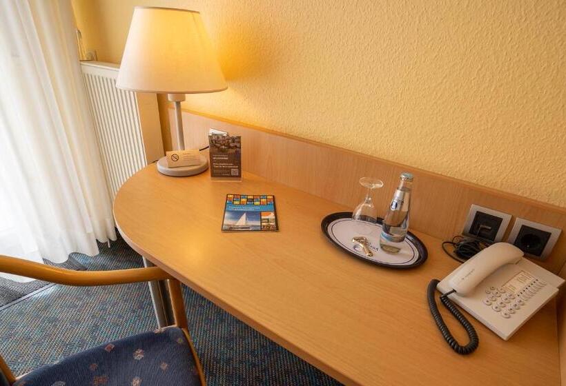 غرفة قياسية, Warias Hotel & Restaurant