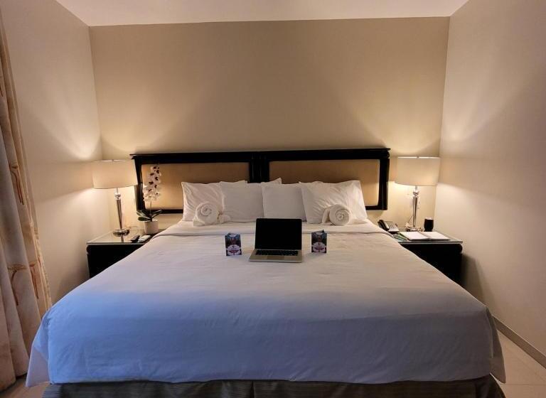 חדר סטנדרט עם מרפסת, Ch