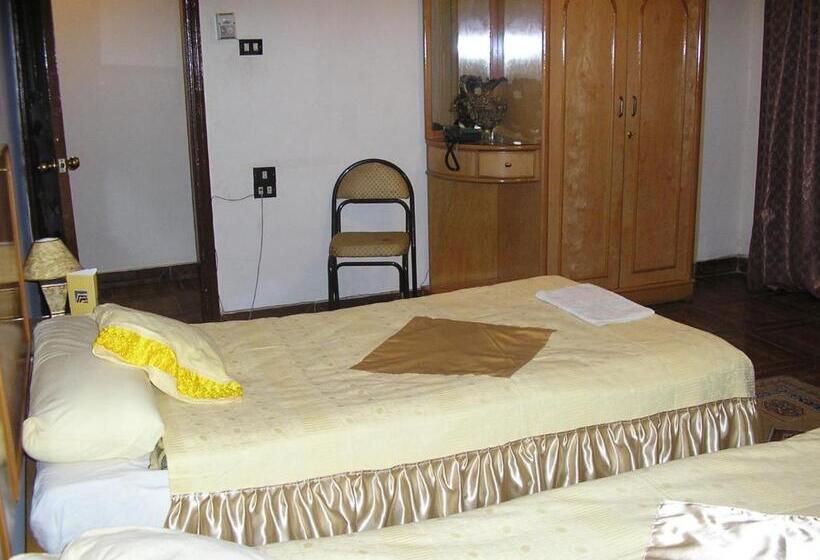 Economy Triple Room, High Way