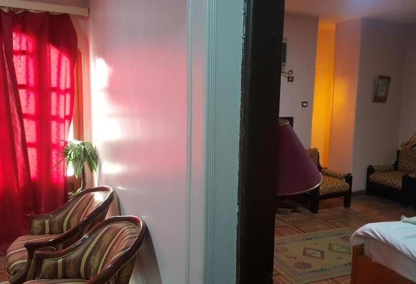 Economy Triple Room, High Way