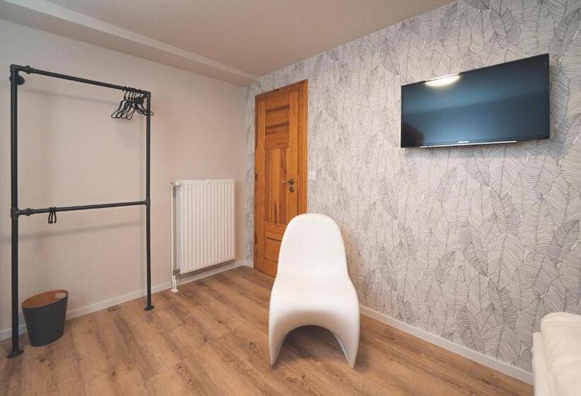 Номер Стандарт Индивидуальный, Landart