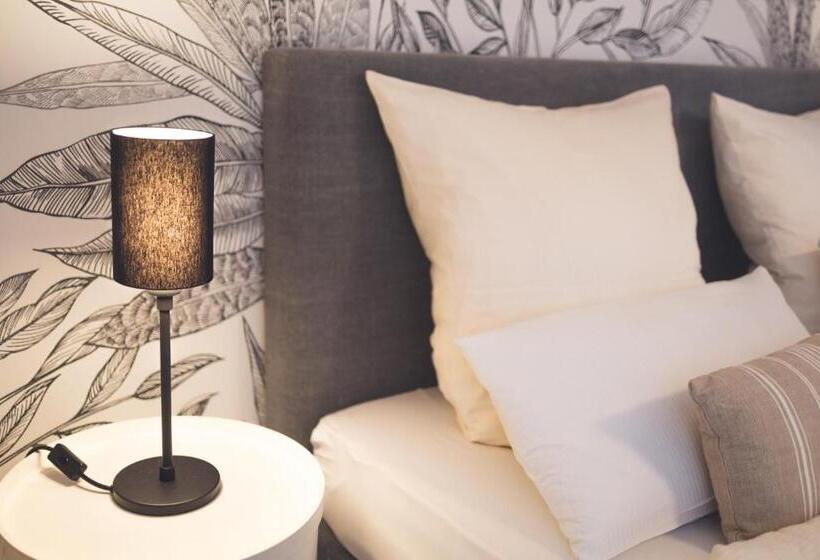 Номер Стандарт, Landart