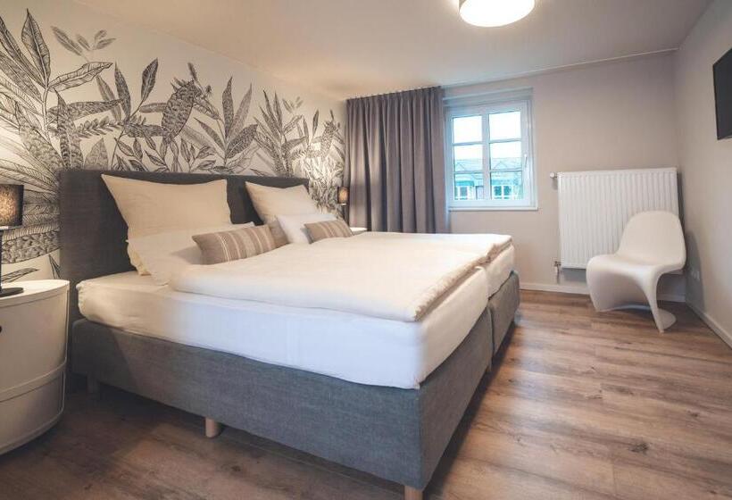 Номер Стандарт, Landart