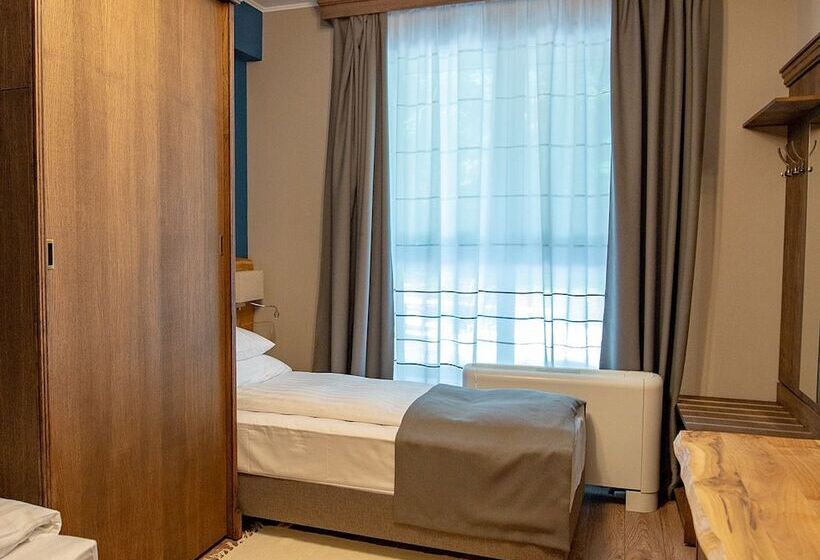 חדר סטנדרט מותאם לאדם עם מוגבלויות, Panorama Boutique