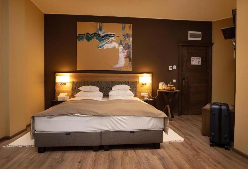 סוויטה, Panorama Boutique