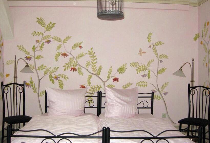 Номер Стандарт Адаптированный для Инвалидов, Pension Casa Luciko