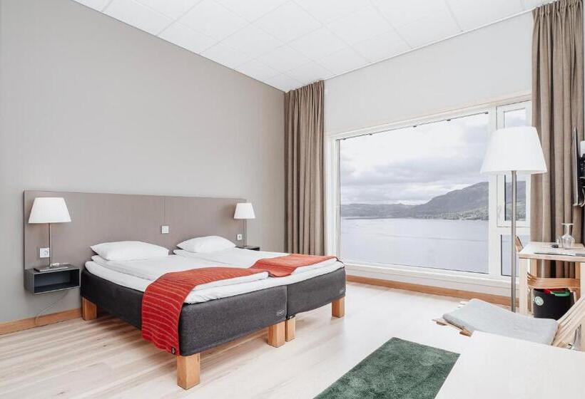 اتاق استاندارد چهار تخته, Wood Hotel By Frich S