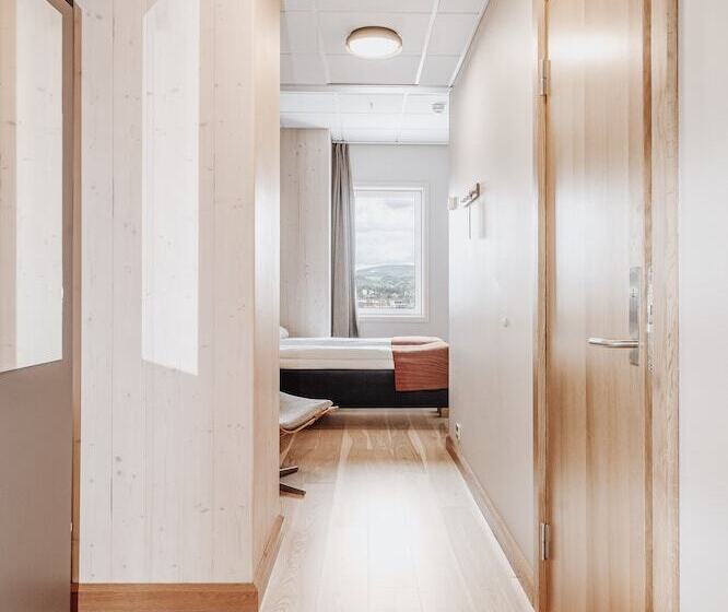 اتاق اکونومی, Wood Hotel By Frich S