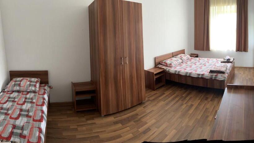 اتاق ساده سه‌ نفره, Kompleks Trnovski Vetar