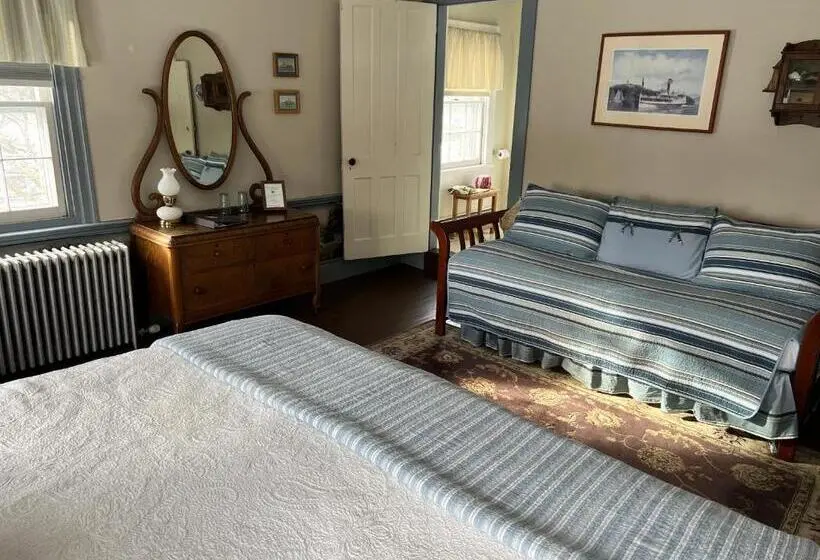 キングサイズベッドのデラックスルーム, Shoreham Inn Bed & Breakfast