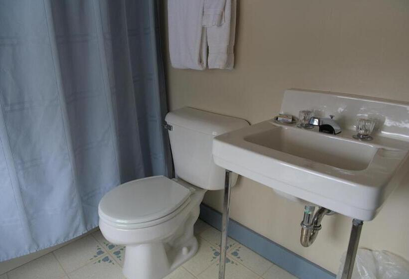 غرفة ديلوكس سرير كينج, Shoreham Inn Bed & Breakfast