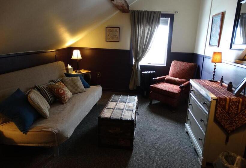 디럭스 스위트, Shoreham Inn Bed & Breakfast