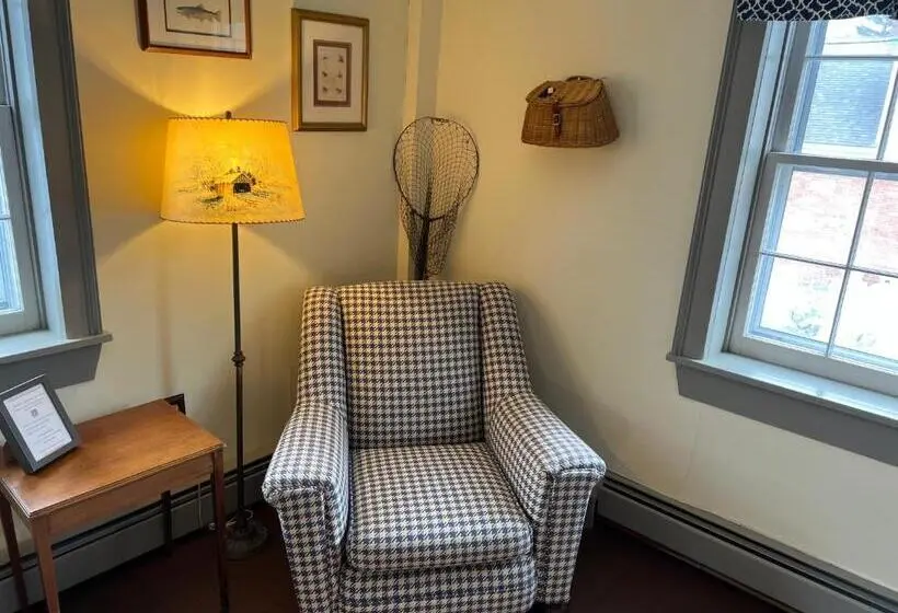 キングサイズベッドのスタンダードルーム, Shoreham Inn Bed & Breakfast