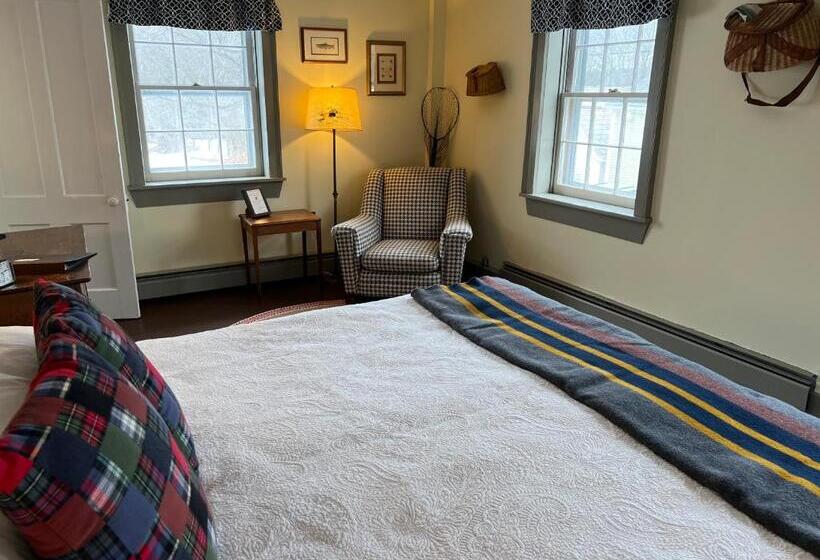스탠다드 룸 킹사이즈 침대, Shoreham Inn Bed & Breakfast