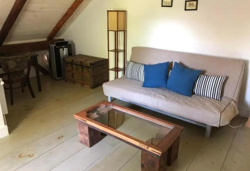キングサイズベッドのスイートルーム, Shoreham Inn Bed & Breakfast