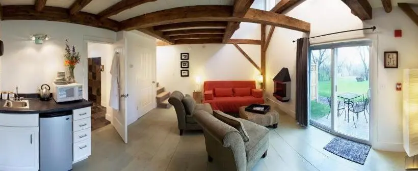 スイート, Shoreham Inn Bed & Breakfast