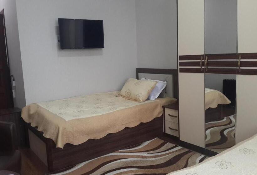 اتاق استاندارد با سرویس بهداشتی مشترک, Umariyon