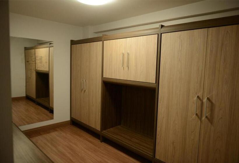 豪华套房, Vilhar