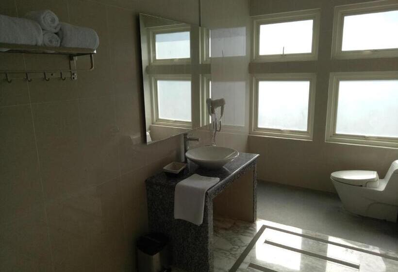 스탠다드 룸, Arainn Bed & Breakfast Tretes Prigen By Ecommerceloka