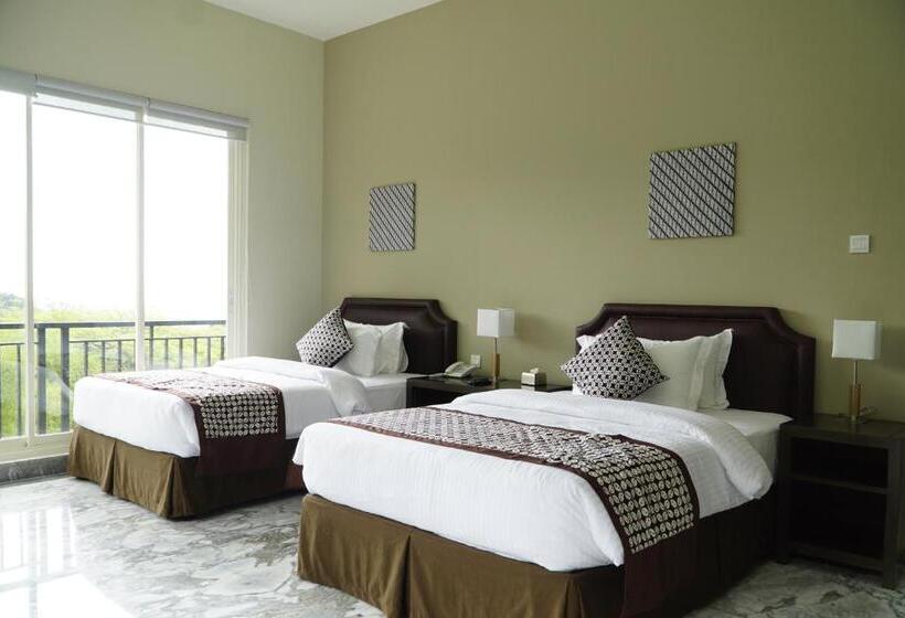 标准间带阳台, Arainn Bed & Breakfast Tretes Prigen By Ecommerceloka