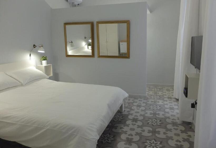 اتاق استاندارد با تخت بزرگ, No. 17 Birgu