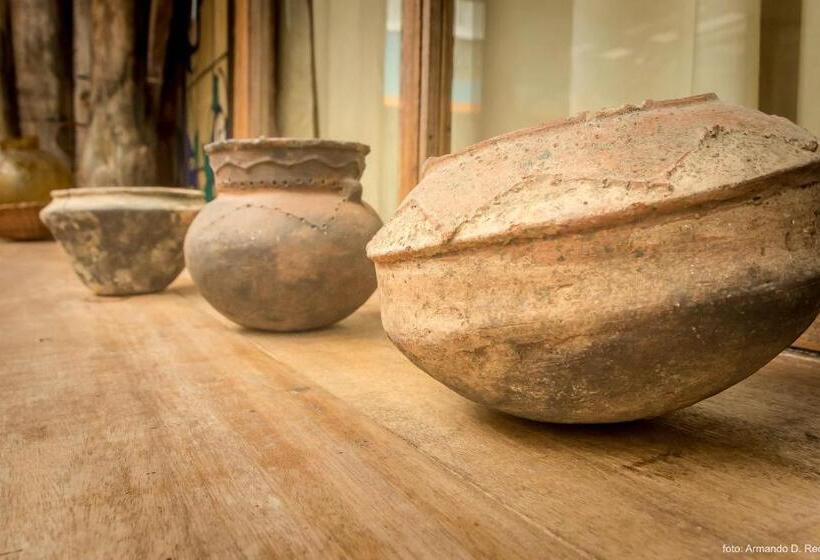 اتاق اکونومی, Hostal Colina De Lluvia