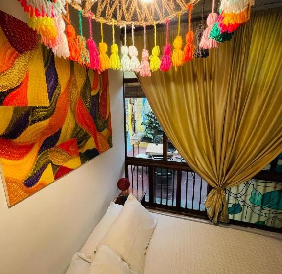 اتاق استاندارد, Hostal Colina De Lluvia