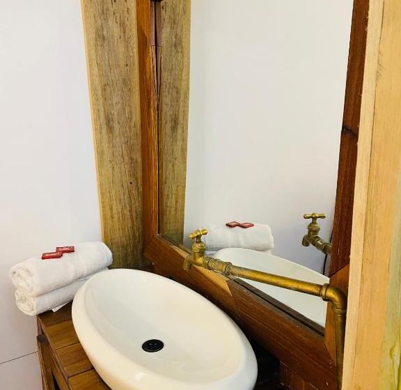 اتاق استاندارد, Hostal Colina De Lluvia