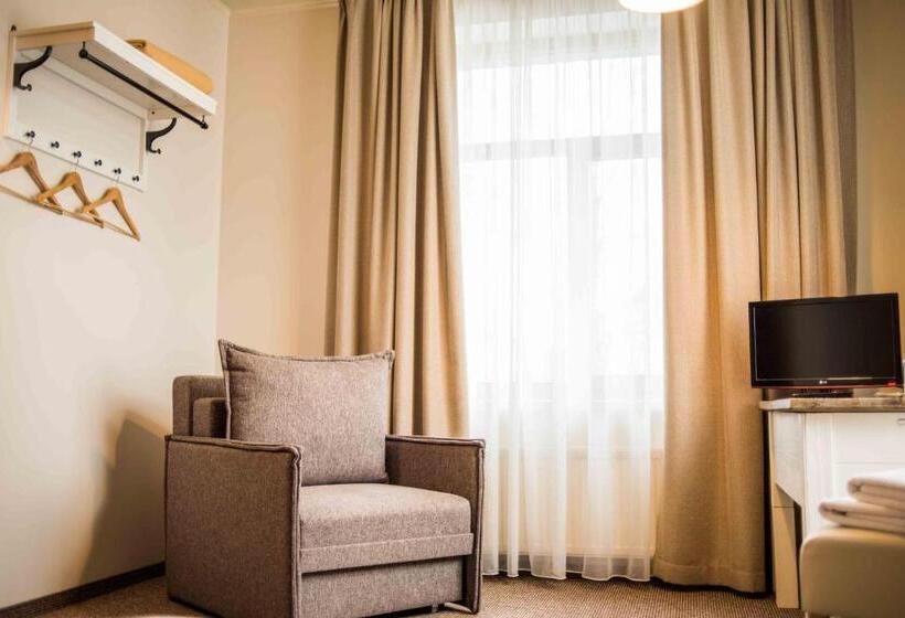 اتاق استاندارد, Province