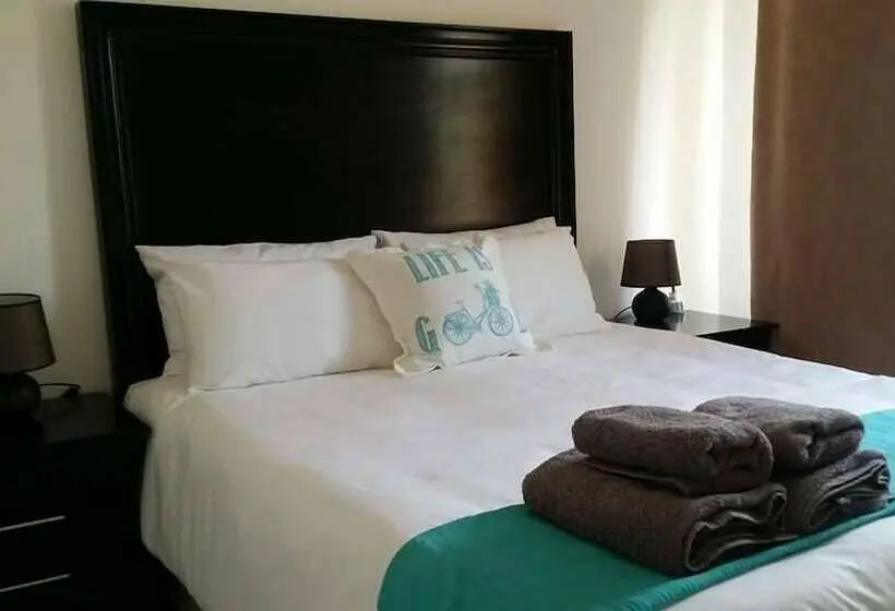 スタンダードルーム, Alicia's B&b
