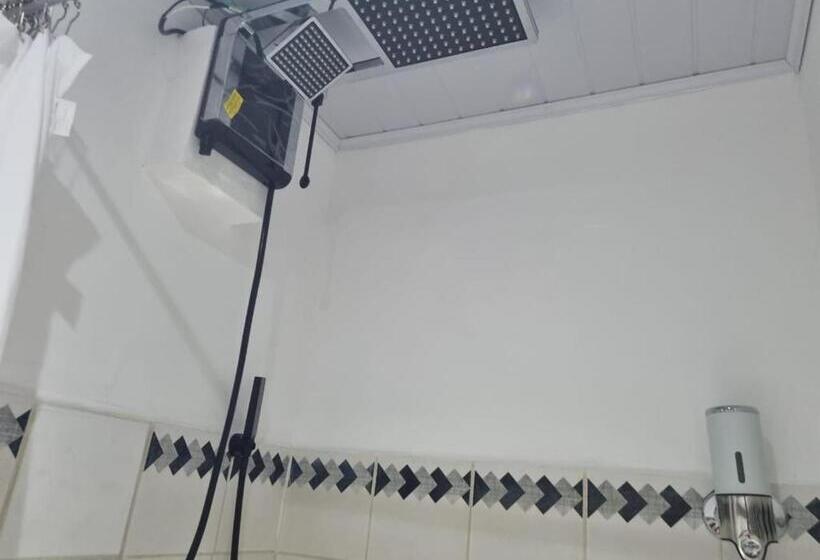 스탠다드 트리플 룸, Cristina S