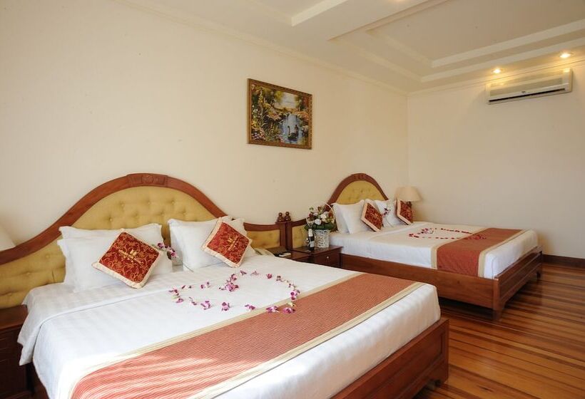 اتاق اجرایی, Hoang Yen