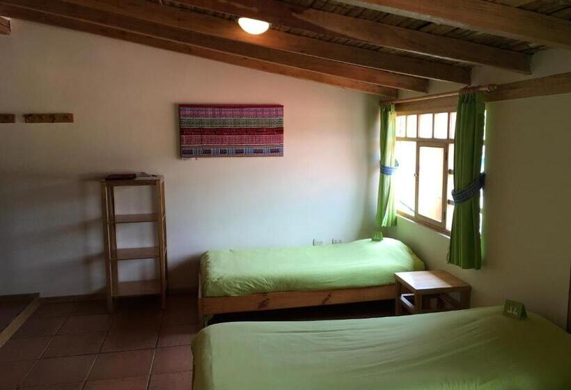 اتاق خانوادگی, Inti Sisa Art Guesthouse