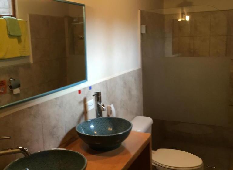 اتاق خانوادگی, Inti Sisa Art Guesthouse