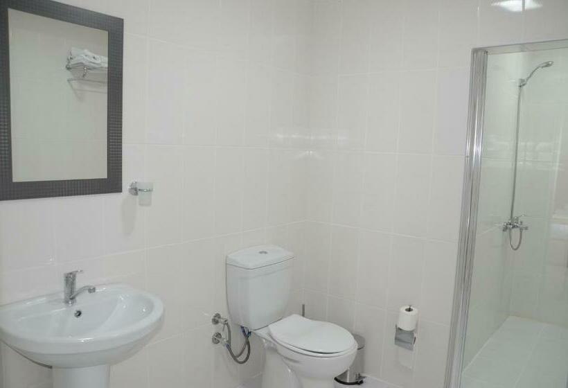 舒适三人间, Meltem