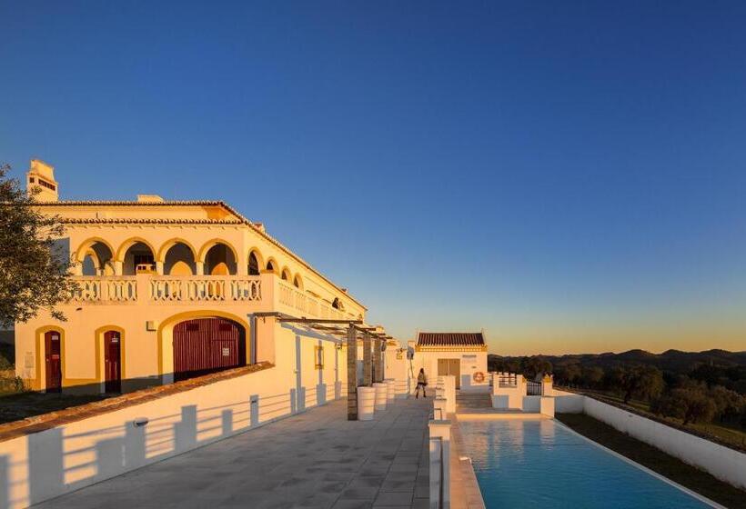 수피리어 룸, Parque De Natureza De Noudar